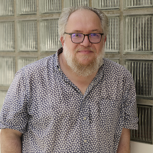 Portrait de Mathias Énard