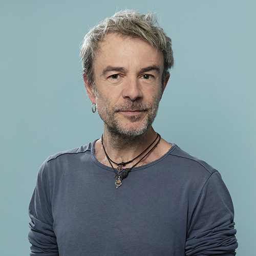 Portrait de Fabrice Caro